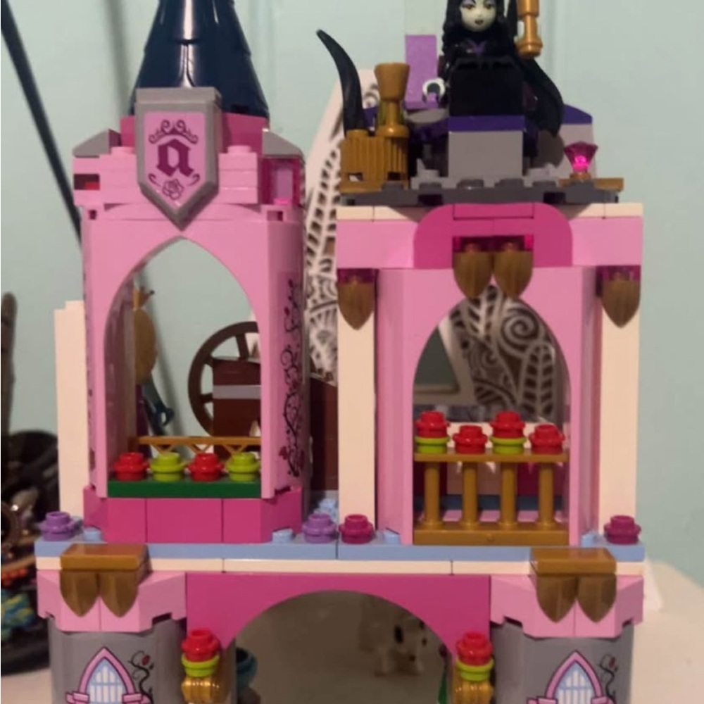 Enchanting Castle Building Set - Pink and Purple